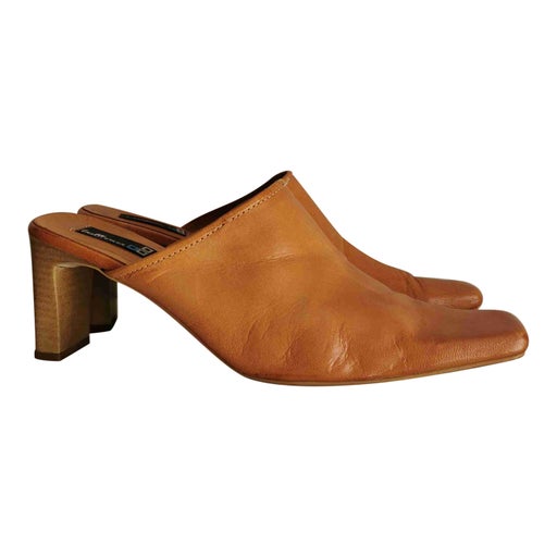 Mules en cuir