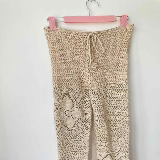 Pantalon en crochet