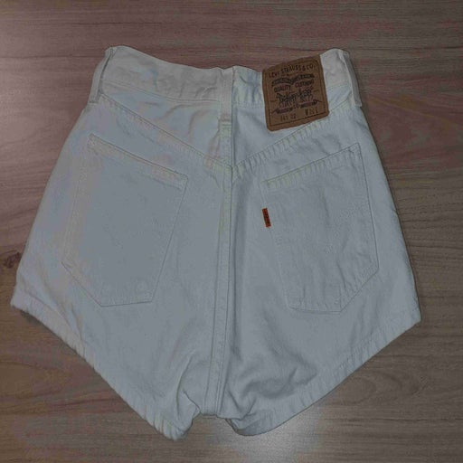 Short Levi's w26