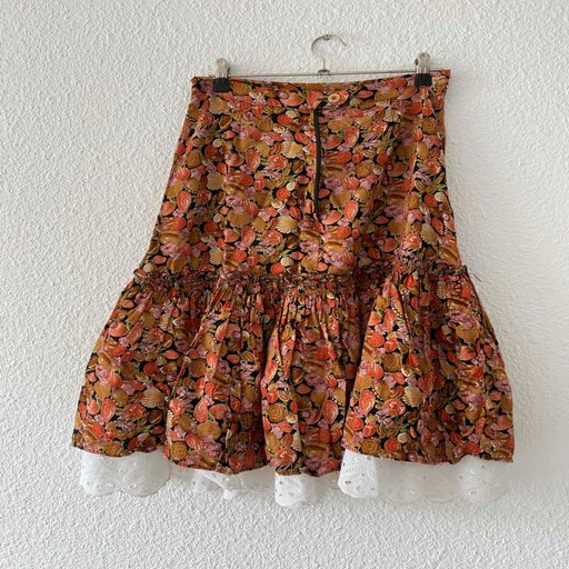 Jupe à volants