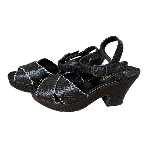 Leather sandals