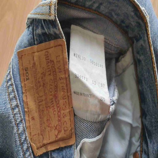 Jean Levi's 501 W24L30