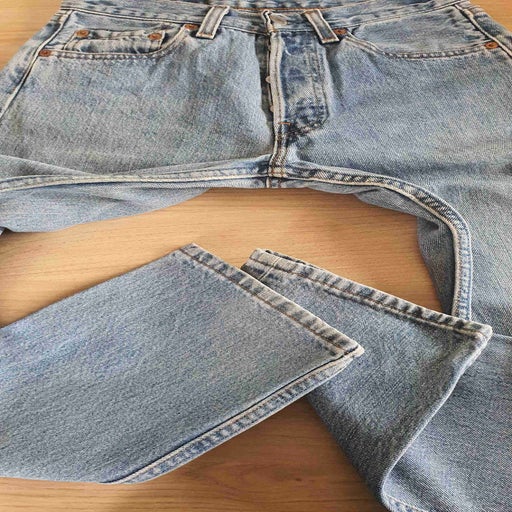 Jean Levi's 501 W26L30