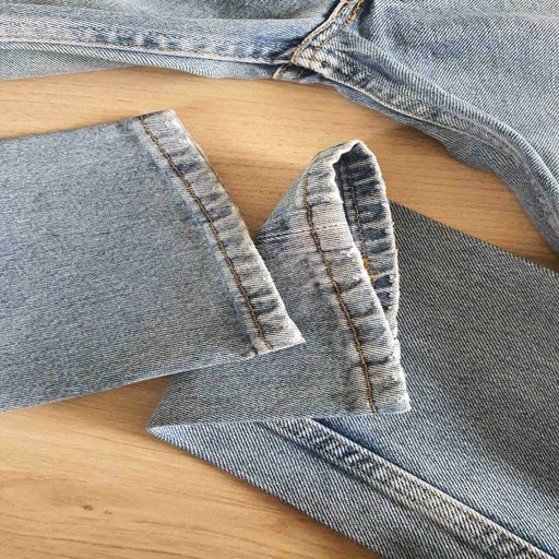 Jean Levi's 501 W24L30