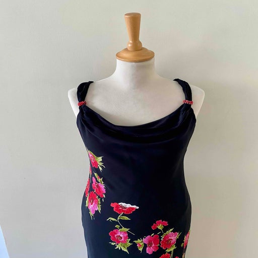 Robe dos nu