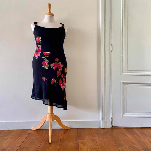 Robe dos nu