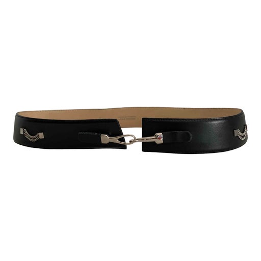 Very good condition, black leather belt,
