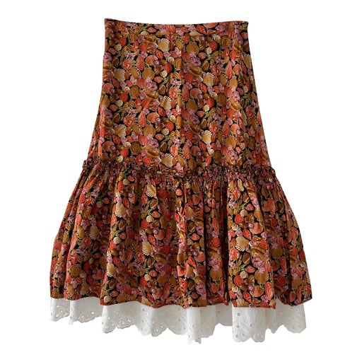 Ruffled skirt