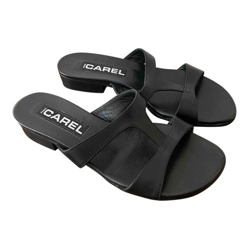 Mules de la marque Carel en cuir. Pointure
