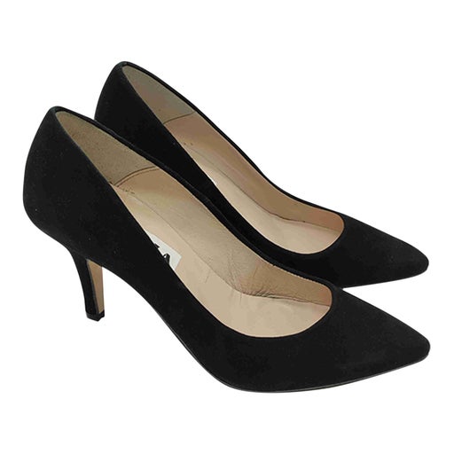 Suede pumps