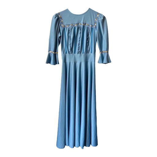 Long blue dress