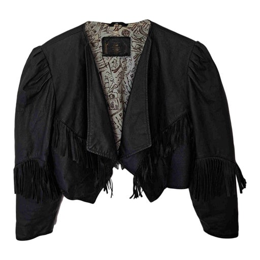 Short leather jacket