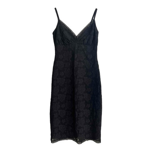 Robe en dentelle noire