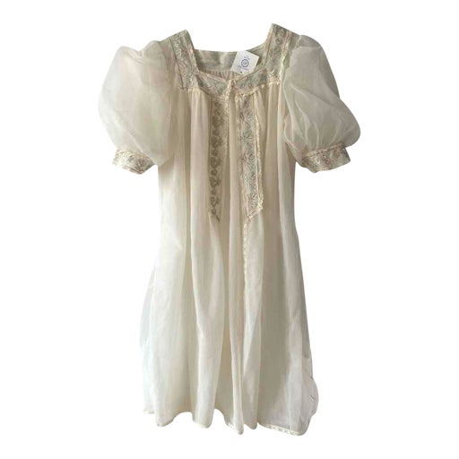 Top en tulles brodée