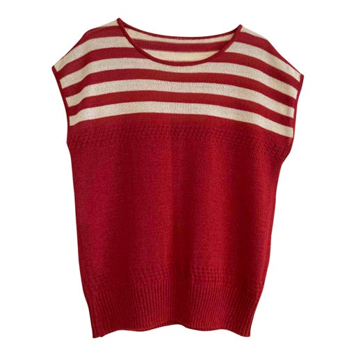 Sleeveless top