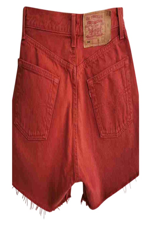 Levi's 501 W30 shorts.