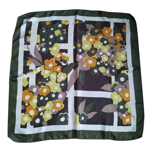 Silk scarf
