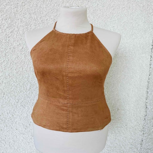 Backless top