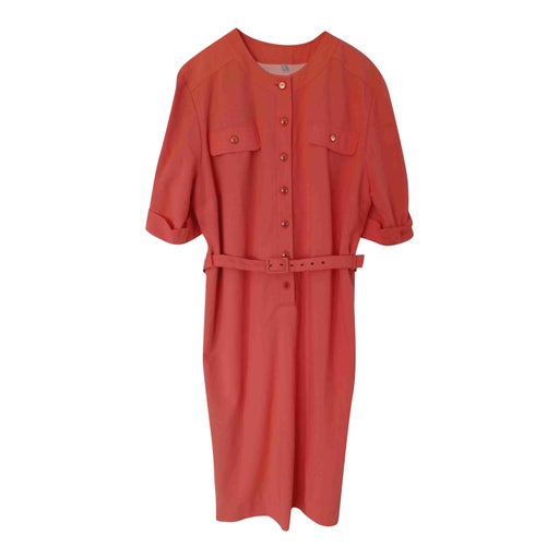 Robe à boutons