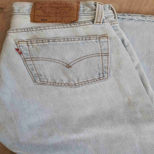 Jean Levi's 501 W27L34