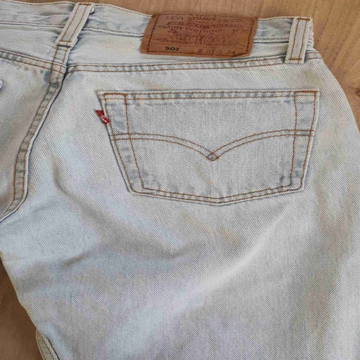 Jean Levi's 501 W27L34