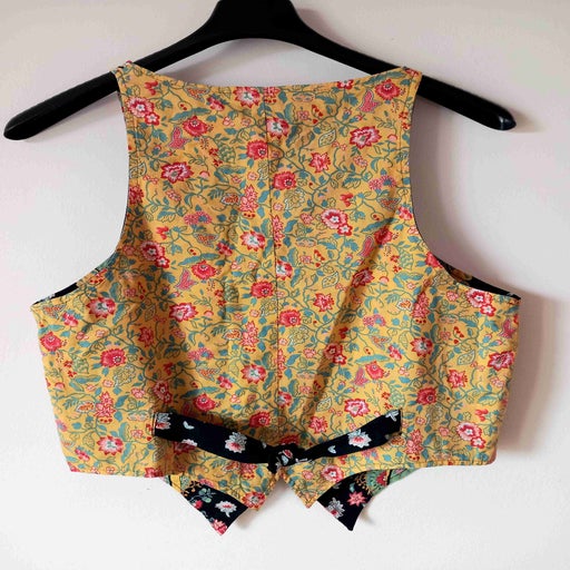 Gilet sans manches à fleurs