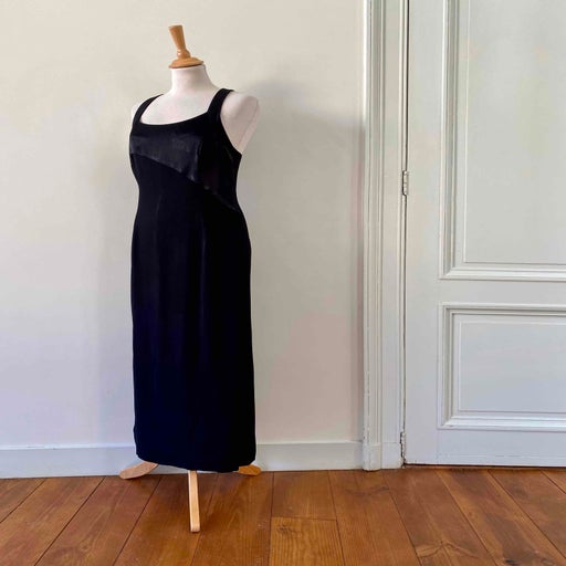 Robe longue en satin