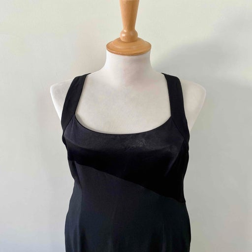 Robe longue en satin