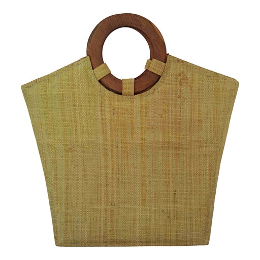straw handbag