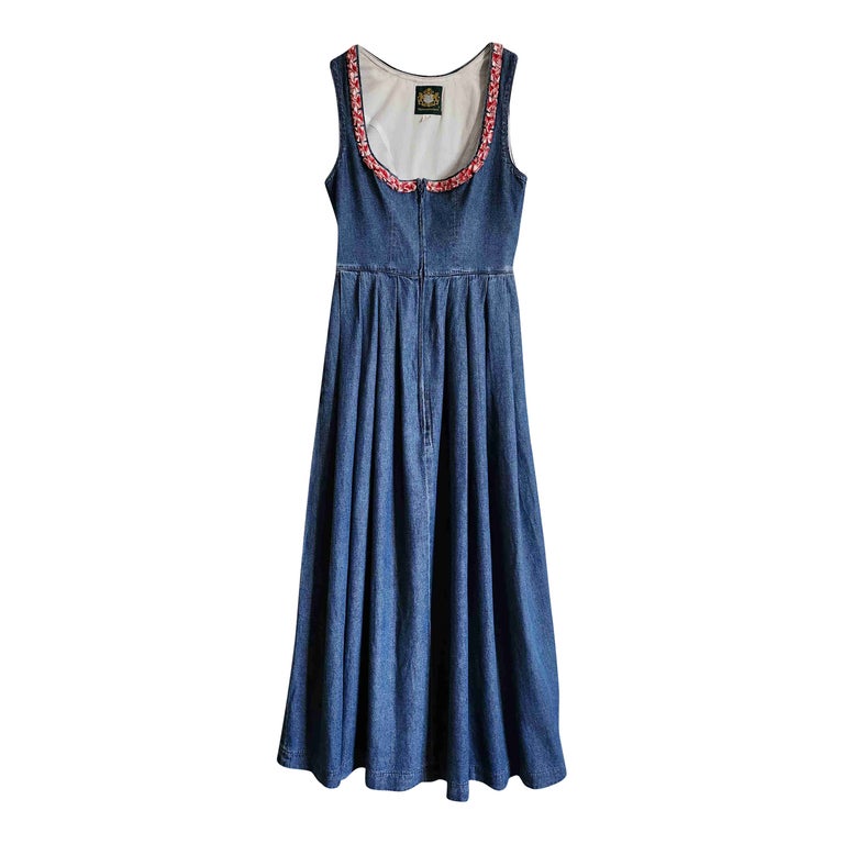 Robe autrichienne en denim