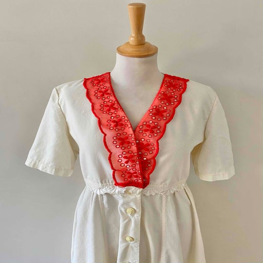 Robe brodée en coton