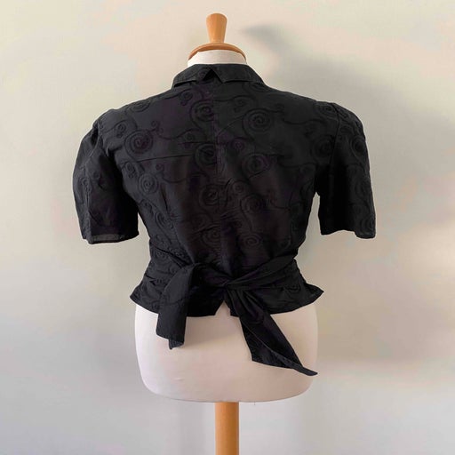 Blouse brodée Cacharel