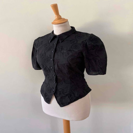Blouse brodée Cacharel
