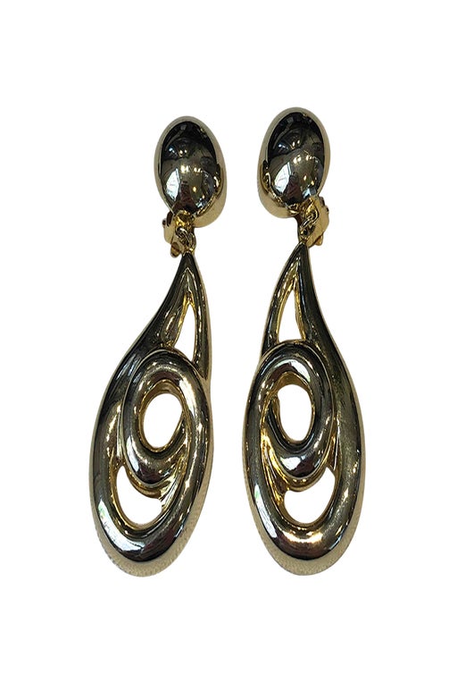 Clip-on earrings in gold metal