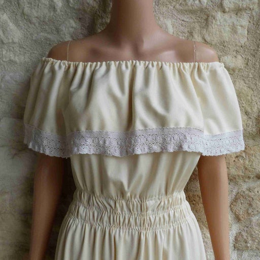 Robe à dentelle