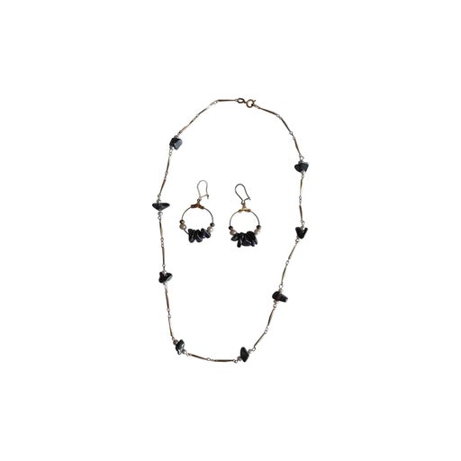 Parure collier et boucles d'oreilles