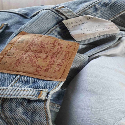 Jean Levi's 501 W28L30