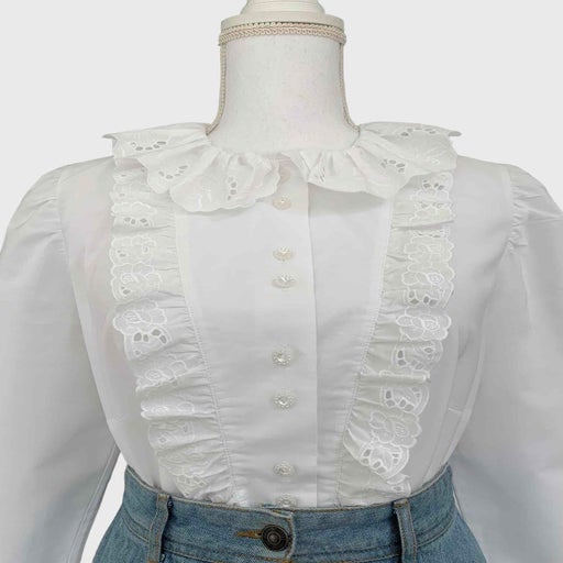 Blouse brodée