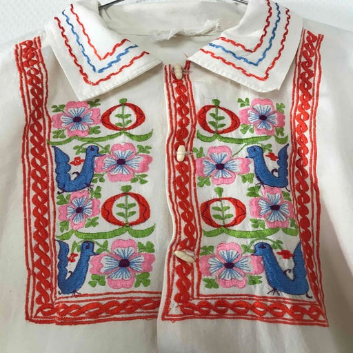 Blouse brodée