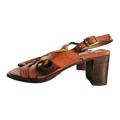 Leather sandals