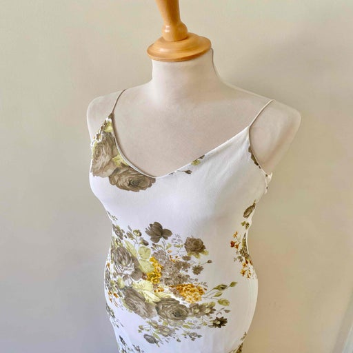 Robe nuisette à fleurs