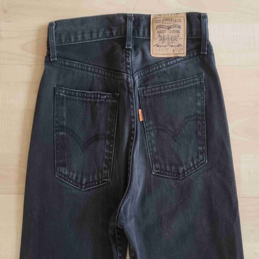 Levi's black jeans