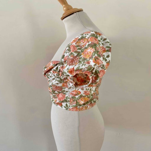 Crop top à fleurs