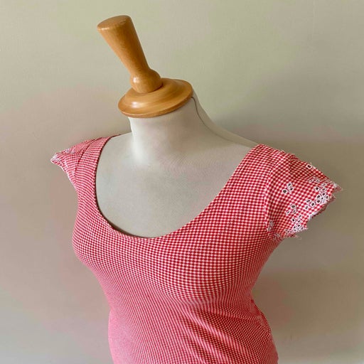 Robe vichy brodée