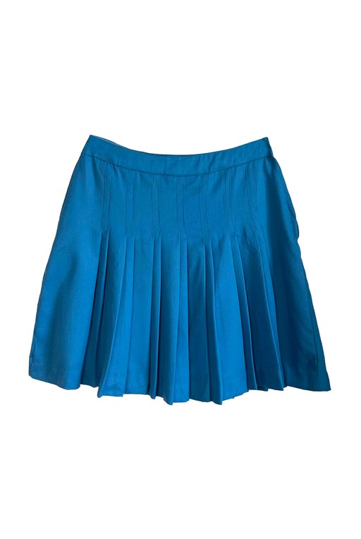 Short pleated skirt