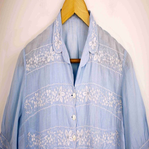 Chemise brodée