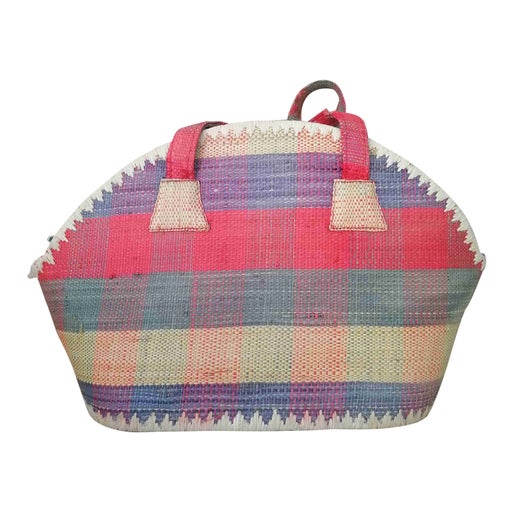Straw baguette bag