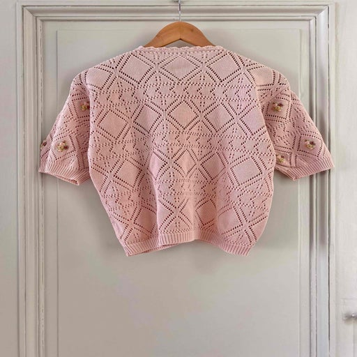 Top en crochet brodé