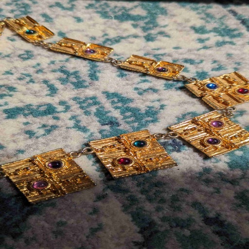 Collier ras de cou