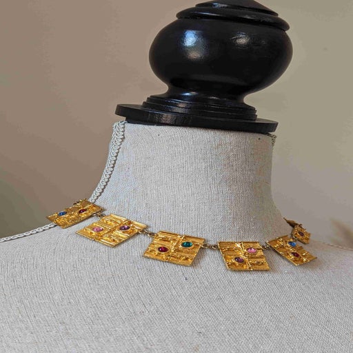 Collier ras de cou